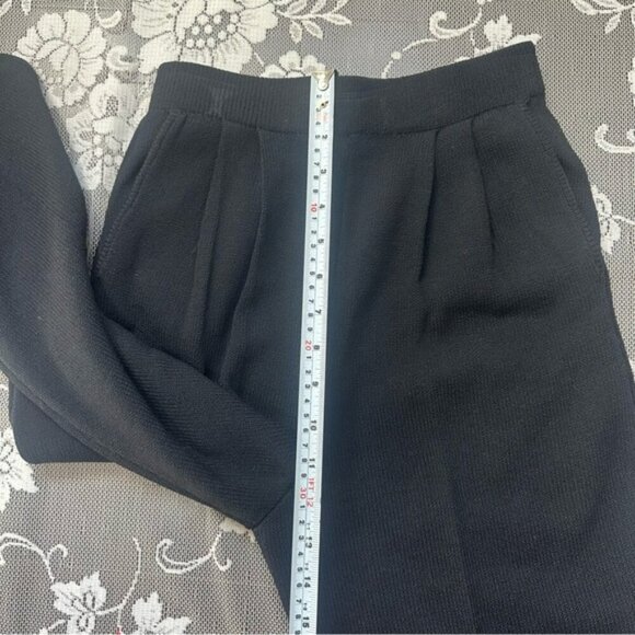 St. John Evening Santana Knit High Waisted Tapered Pant Elastic Waist black Sz 2 - Picture 11 of 12
